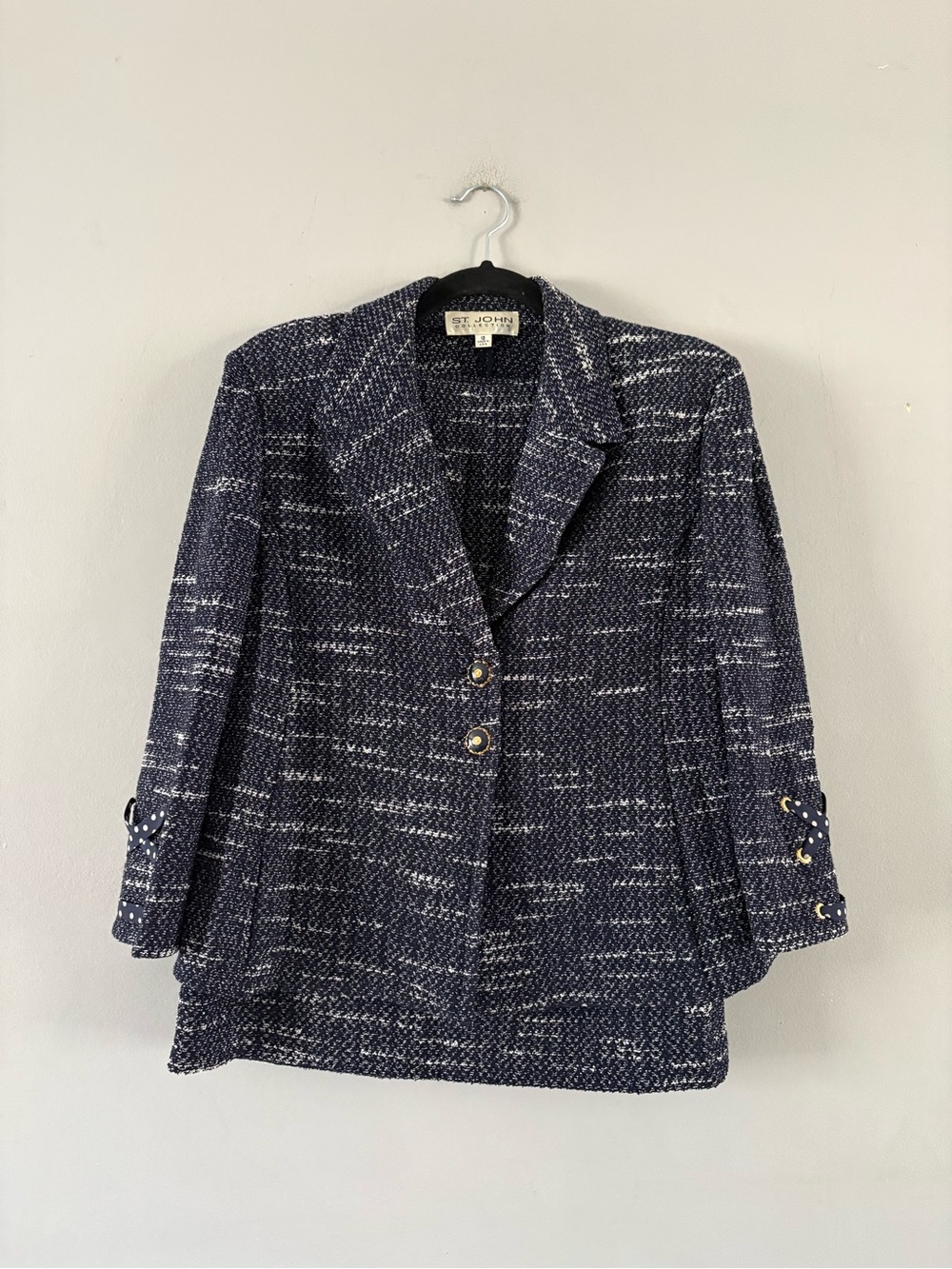 St. John Navy Tweed Wool Skirt Set with White Accents and Gold Buttons size 12